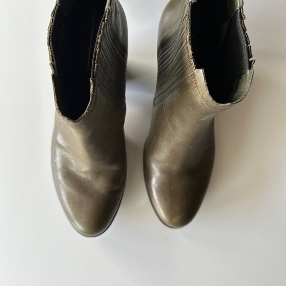 Ecco Shape 55 Western Chelsea Pull On Low Heel Olive Gray Boots EU 36 US 5 - Picture 3 of 8